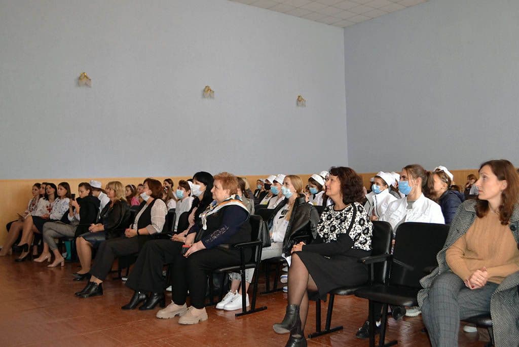 Квітка української поезії