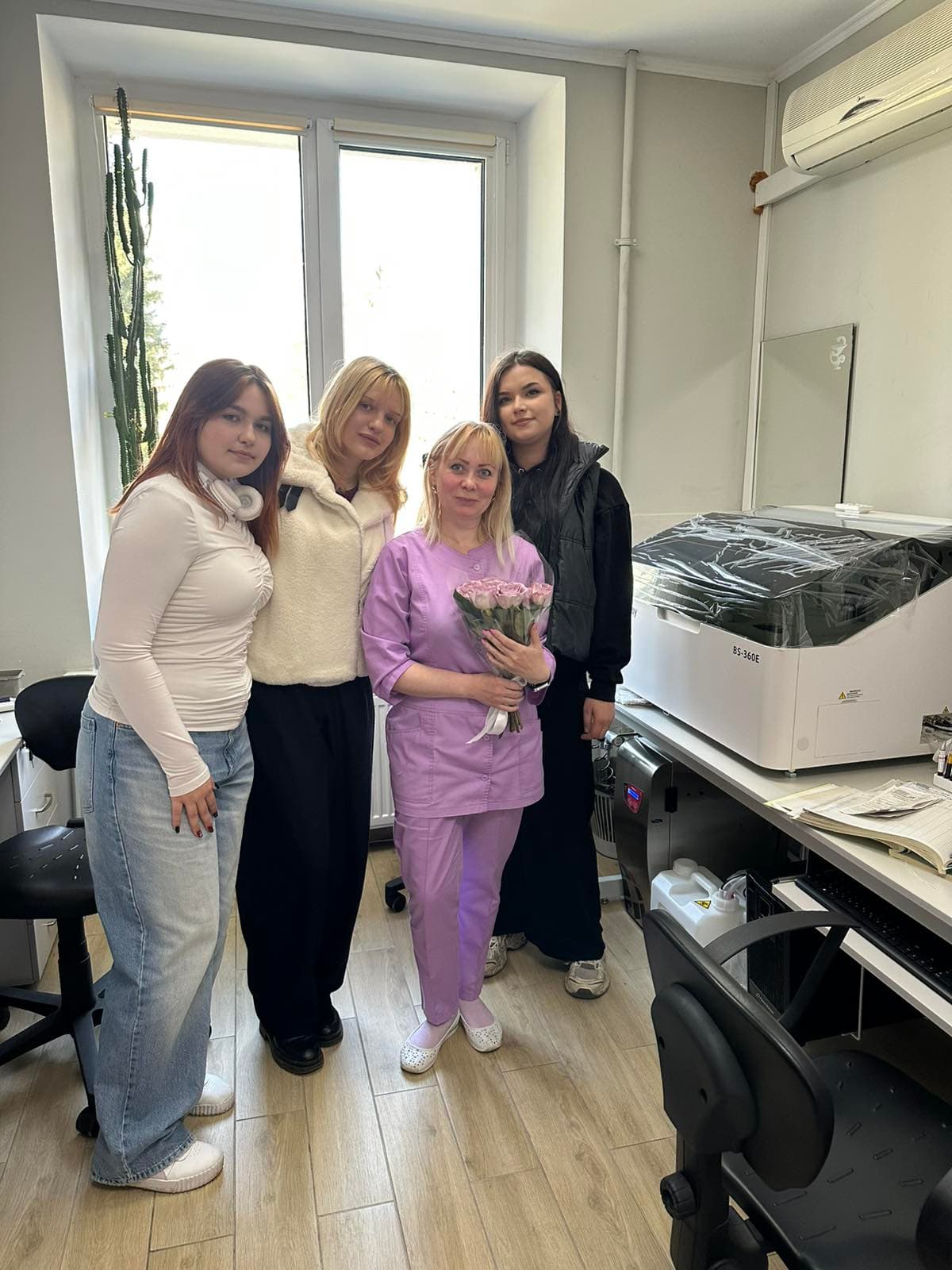 Міжнародний день фахівців з лабораторної діагностики у ЖБФФК