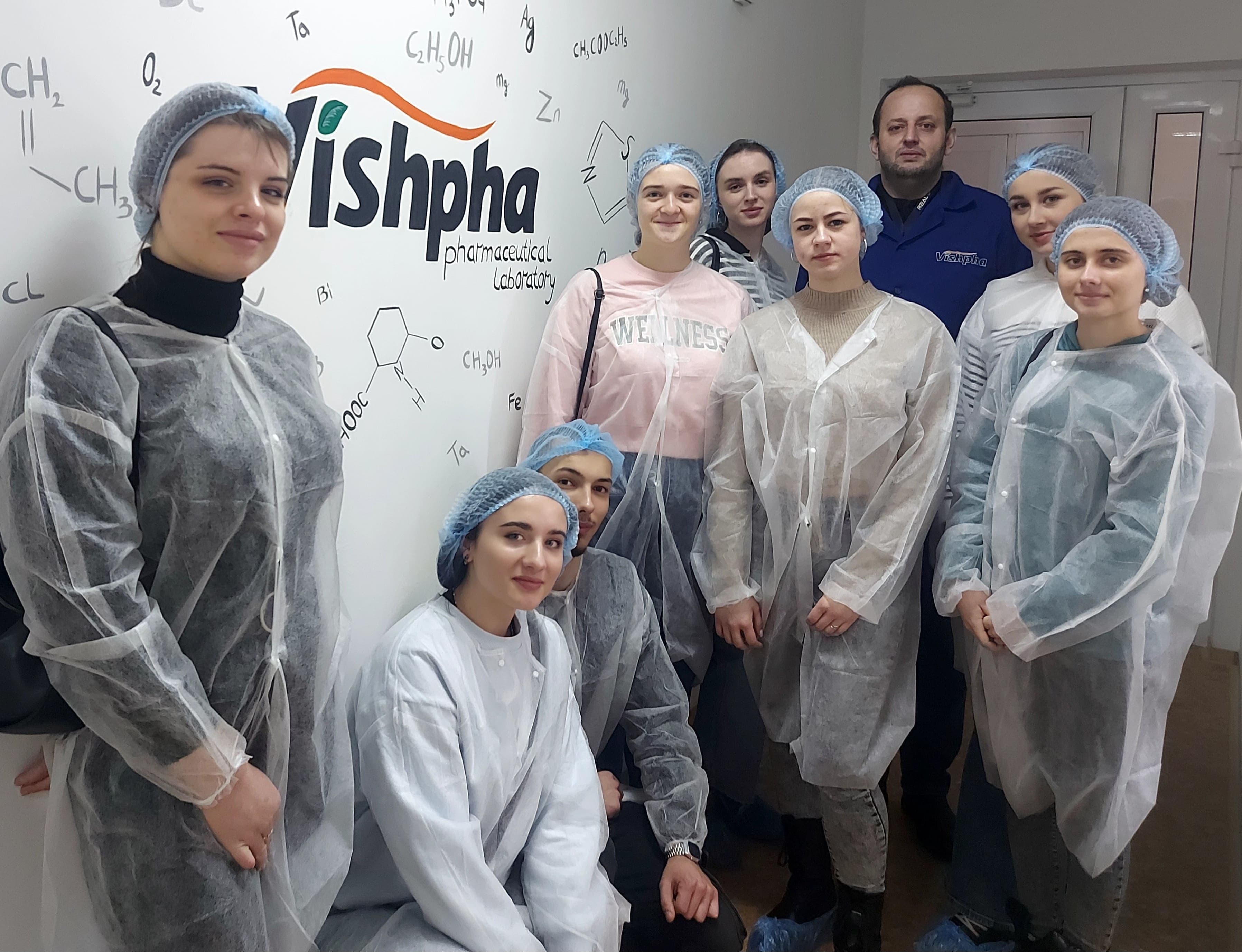 Ознайомлювальні екскурсії на фармацевтичні промислові підприємства Житомира