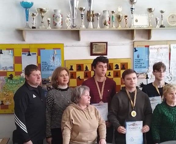 Спортивні ігри серед студентів закладів фахової передвищої освіти Житомирщини з шашок серед жінок та шахів серед чоловіків