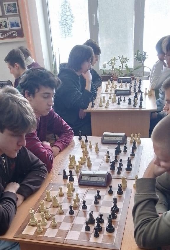 Спортивні ігри серед студентів закладів фахової передвищої освіти Житомирщини з шашок серед жінок та шахів серед чоловіків