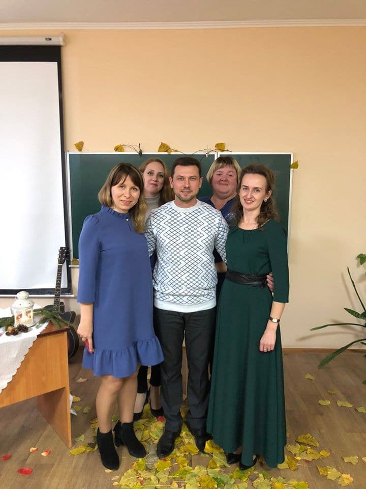 Поетичний вечір "Неважливе - важливо"