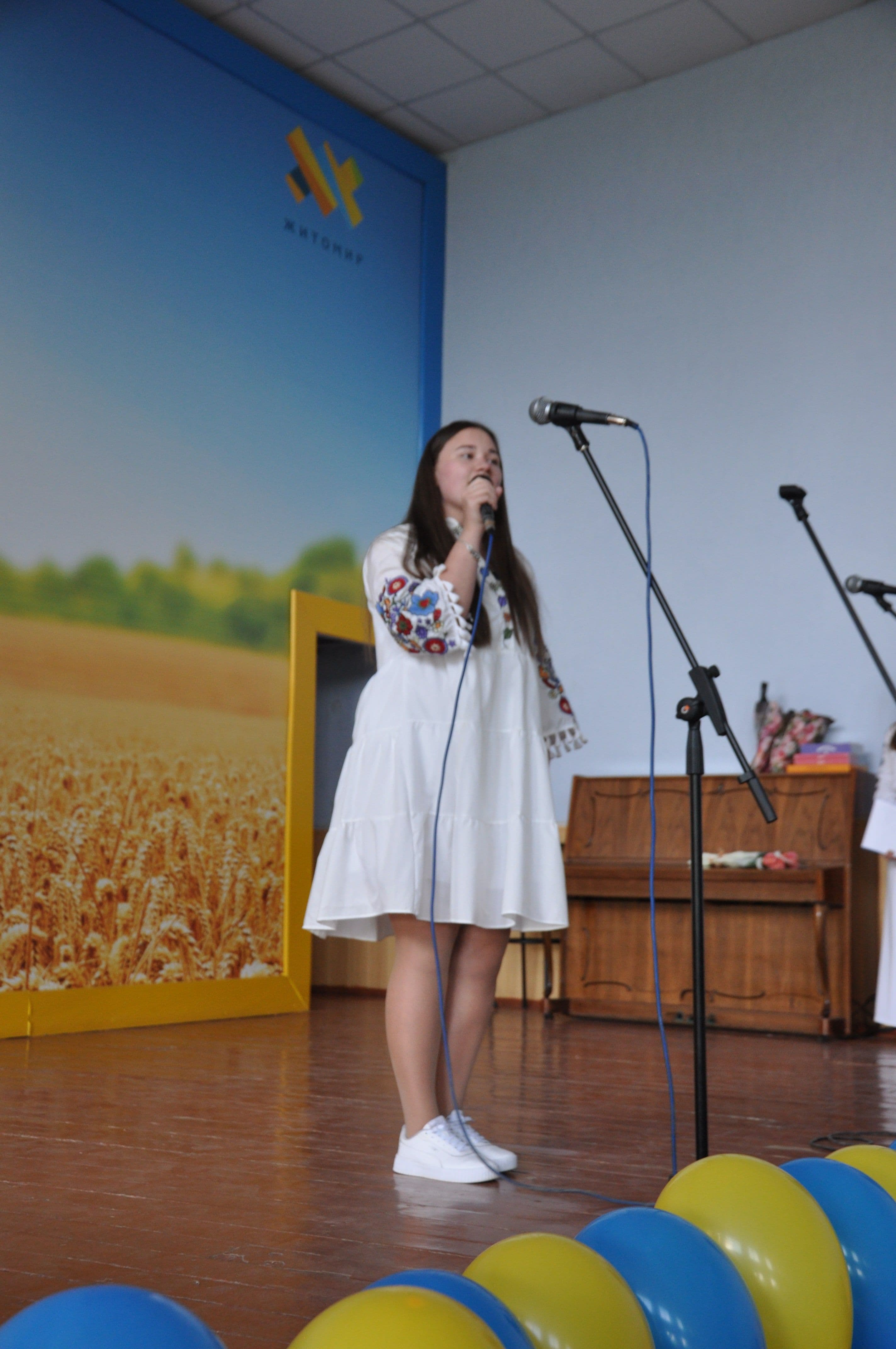 З нагоди Дня вишиванки в коледжі відбувся фестиваль-конкурс української пісні