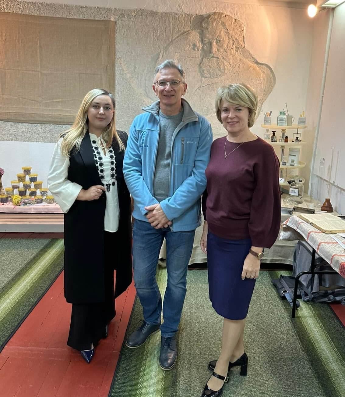 Участь ЖБФФК у відкритті виставки «Фармація Житомира у ХІХ-ХХ ст.» в Літературно-меморіальному музеї В.Г. Короленка в Житомирі