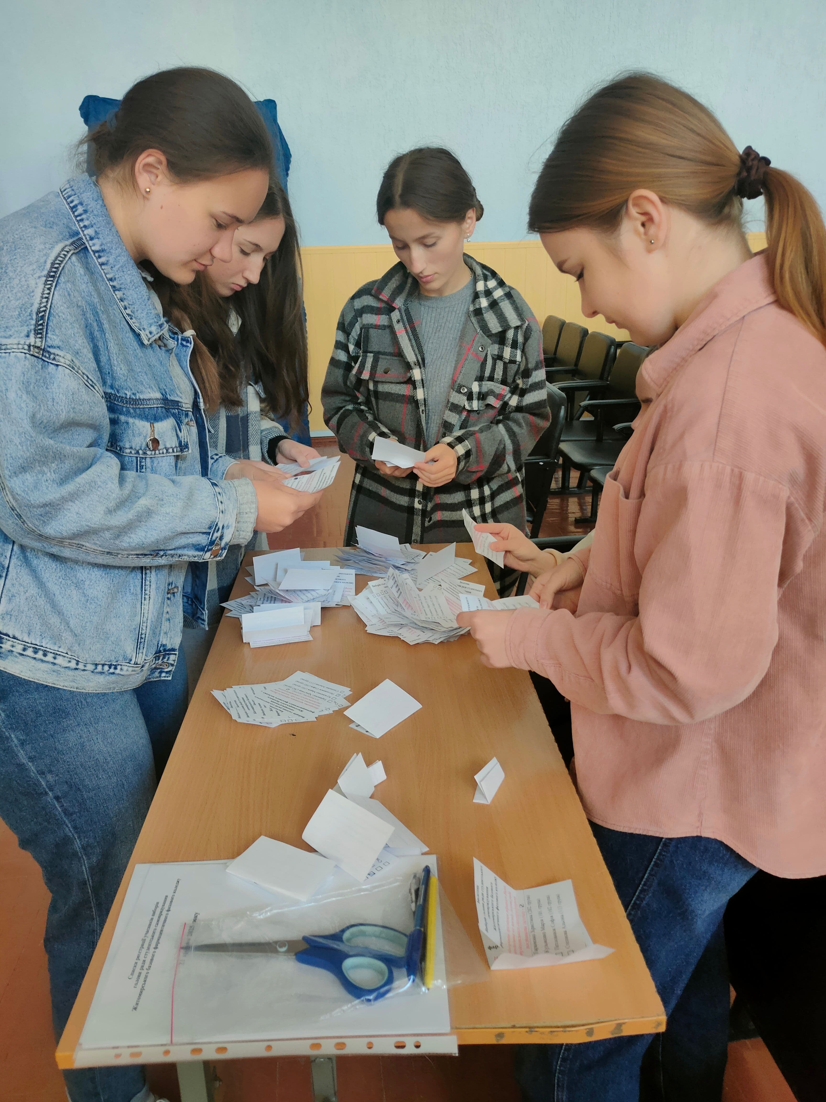Вибори голови студради