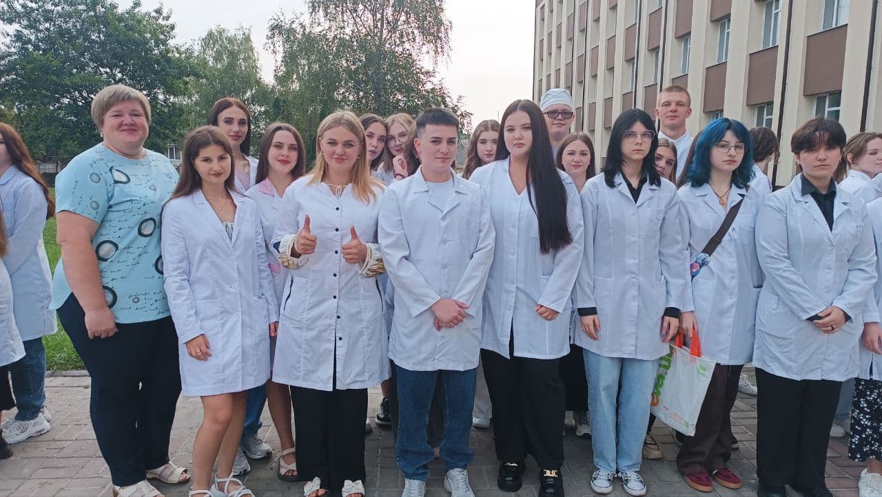 День знань в ЖБФФК