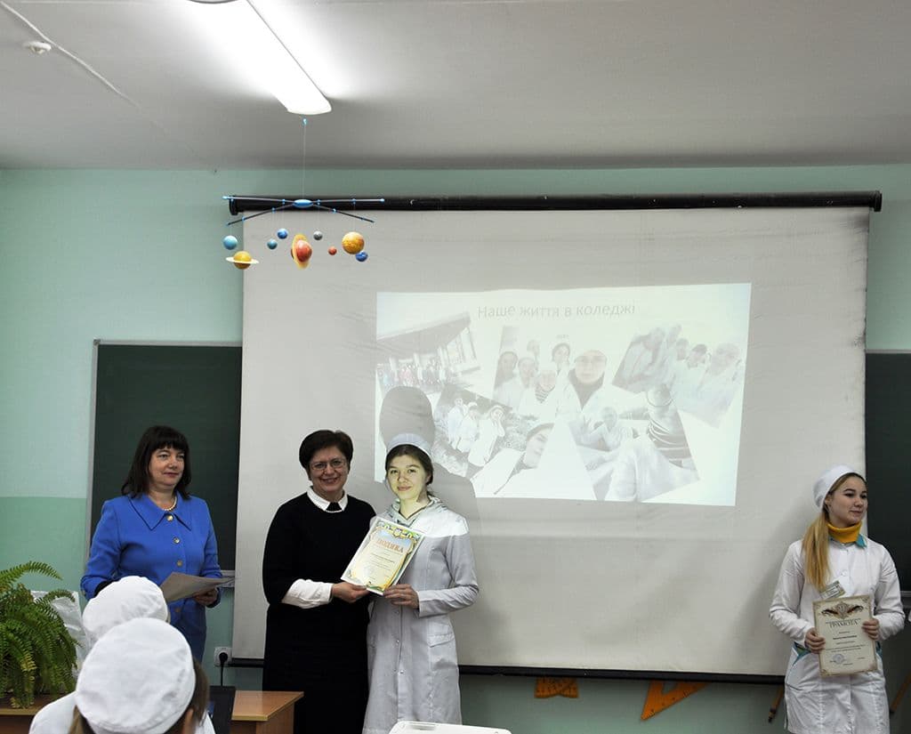 Відзначення найкращих студентів фармацевтично-лабораторного відділення