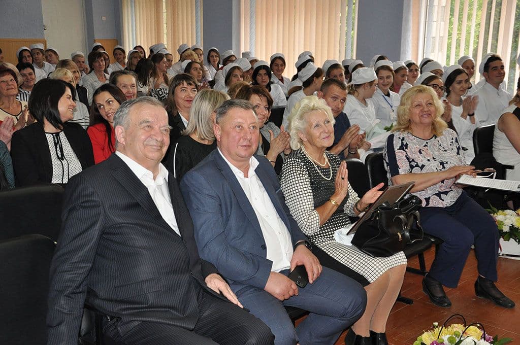 У Житомирському базовому фармацевтичному коледжі відзначили День фармацевтичного працівника України!