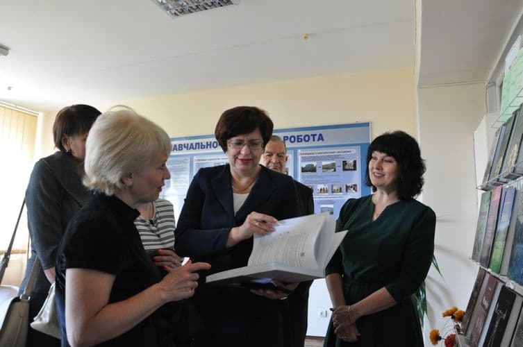 Проведення первинної акредитаційної експертизи
