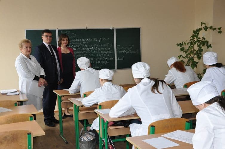 Проведення первинної акредитаційної експертизи