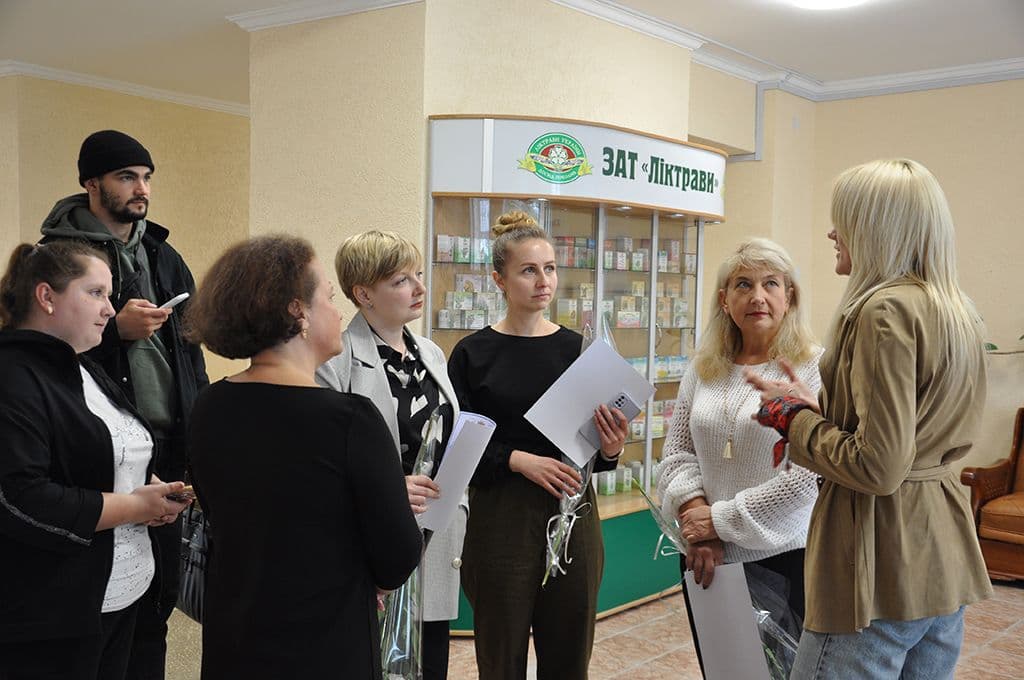 З ДНЕМ ФАРМАЦЕВТИЧНОГО ПРАЦІВНИКА!