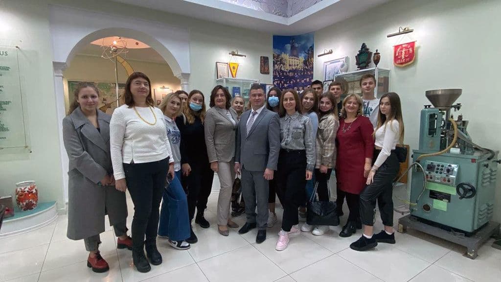 Дружній візит у НФаУ