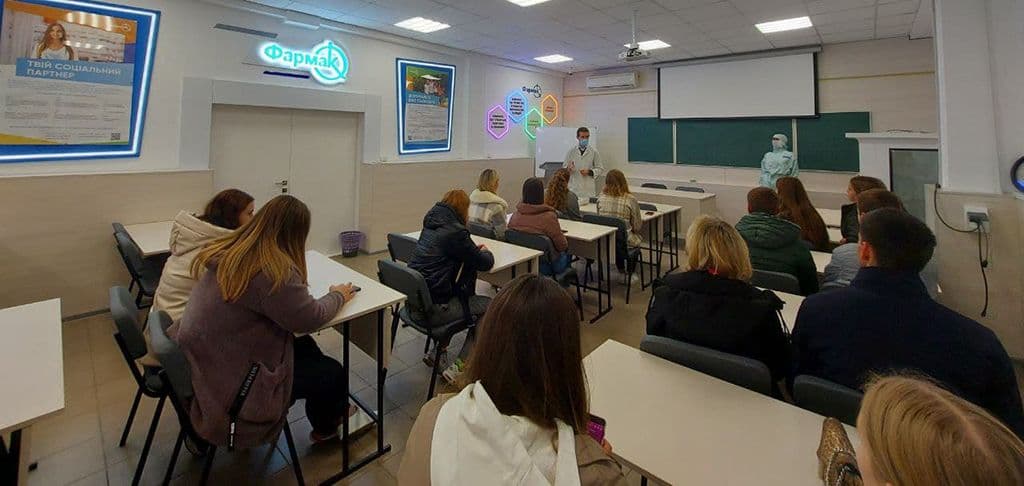 Дружній візит у НФаУ