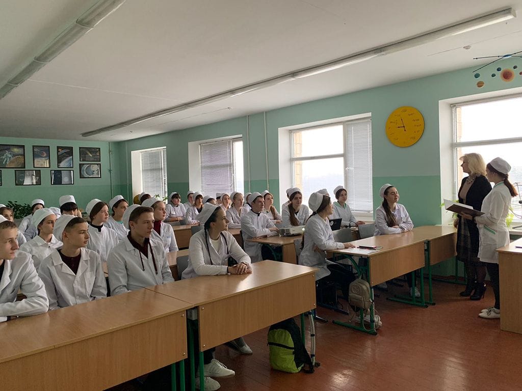 Математичний калейдоскоп та круглий стіл
