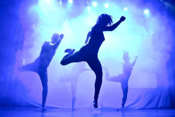 Спортивний конкурс "Весняні грації"